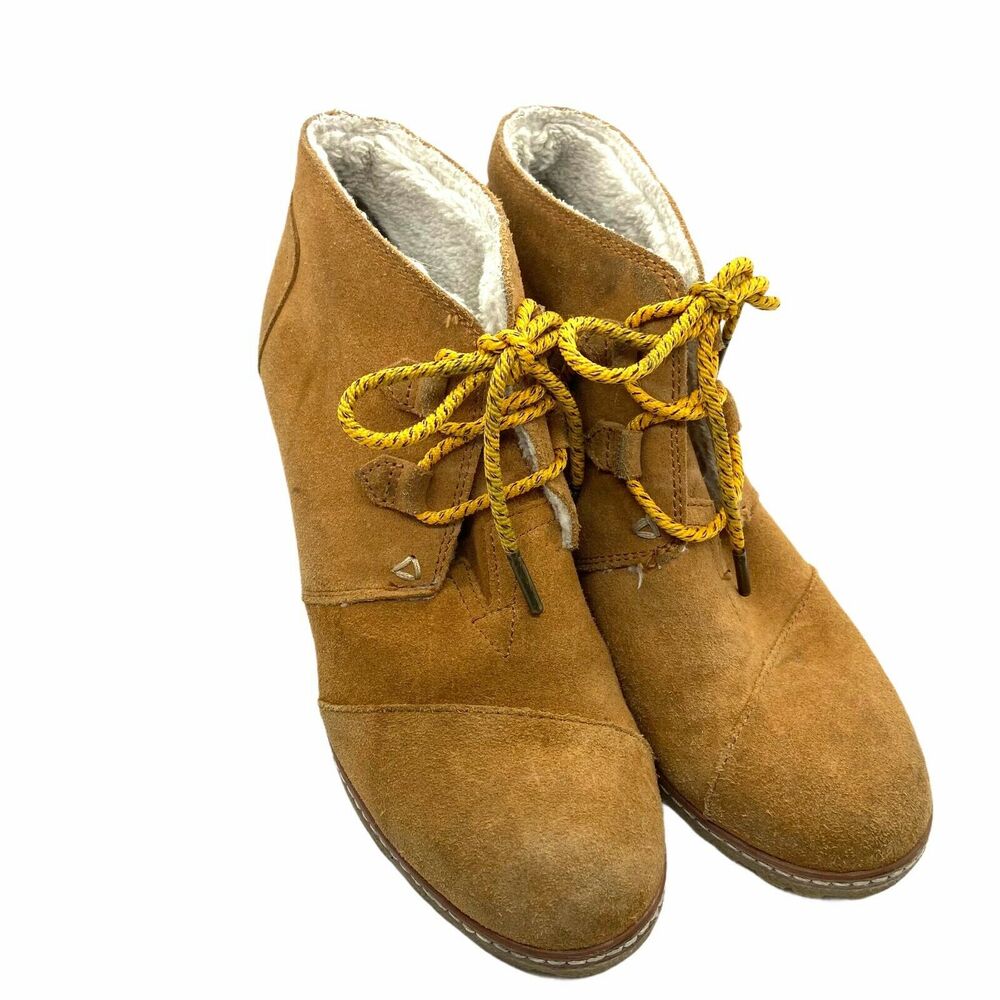 Toms Boots Kala Tan Suede Lace Up Wedge Heel Chukka  sz 8